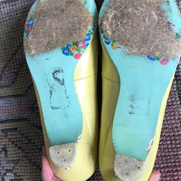 Irregular Choice Yellow kitten heels 37/7 - Picture 4 of 4